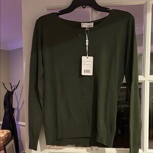 Milano Essentials Forest Green Long Sleeve sweater